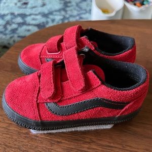 Red & black suede Velcro old skool vans toddler7